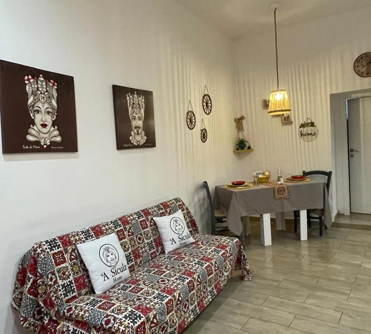 Villa 'A Sicula Palermo 0*,  Italia